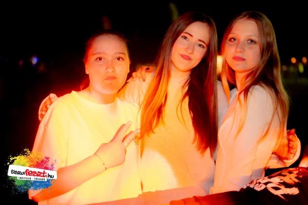 X. Tőserdő Open Holi Color Festival - Szombat – Rendezvény és fesztivál fotózás | Lovas Máté Photo